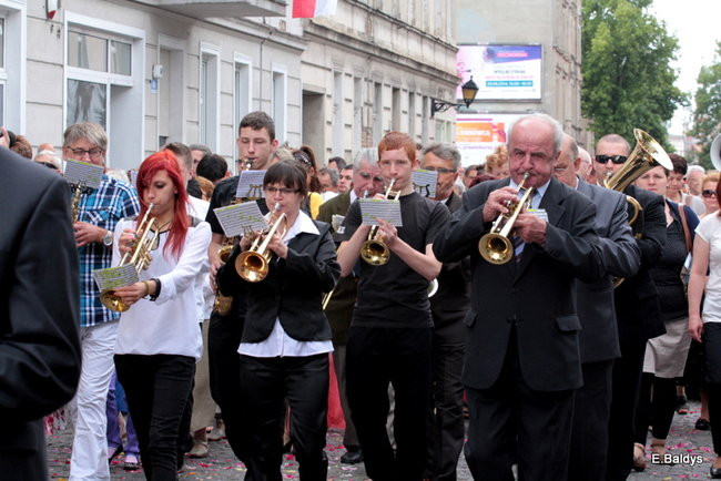 Procesja ulicami Leszna (zdjęcia)