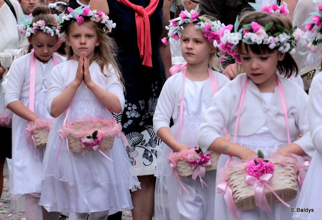 Procesja ulicami Leszna (zdjęcia)