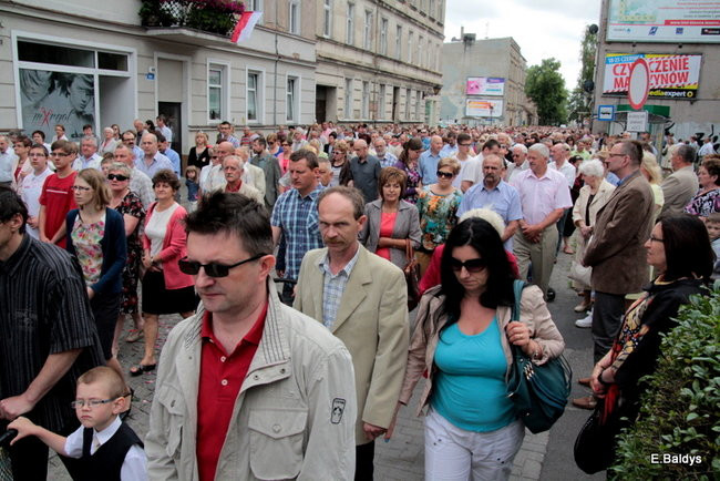Procesja ulicami Leszna (zdjęcia)