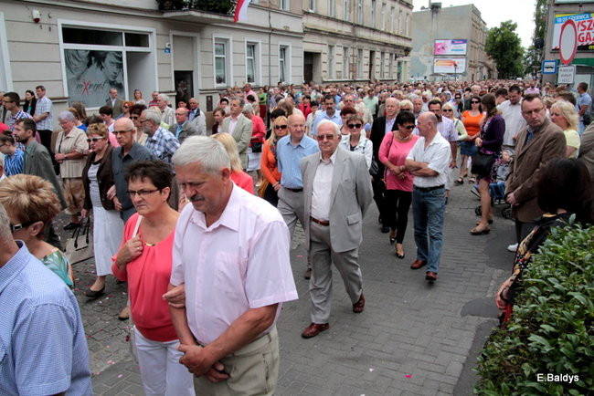 Procesja ulicami Leszna (zdjęcia)