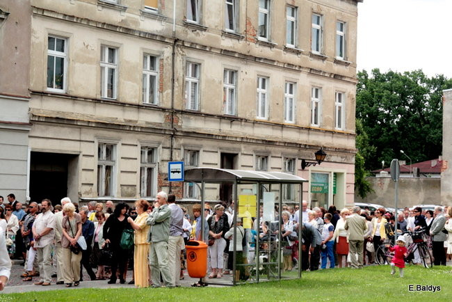 Procesja ulicami Leszna (zdjęcia)