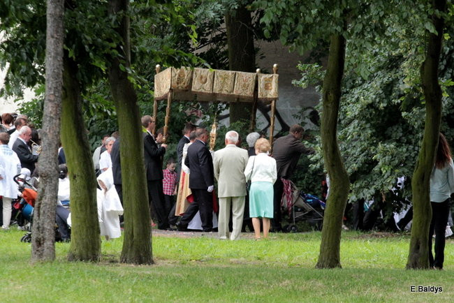 Procesja ulicami Leszna (zdjęcia)