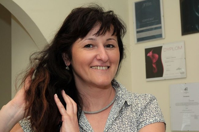 Setne ścięcie, pierwsza peruka (zdjęcia)