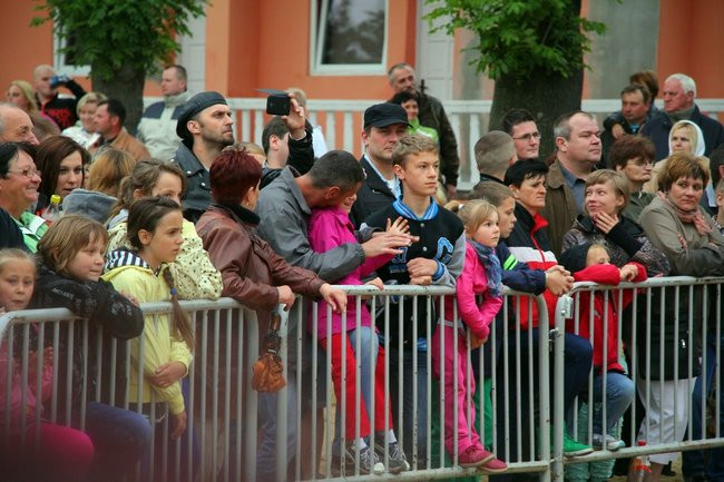 Zimne wianki w Osiecznej (zdjęcia)
