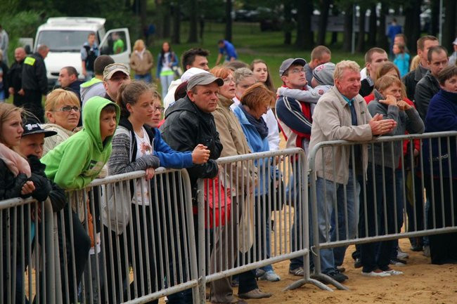 Zimne wianki w Osiecznej (zdjęcia)