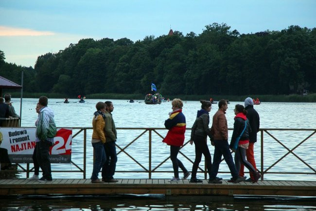 Zimne wianki w Osiecznej (zdjęcia)