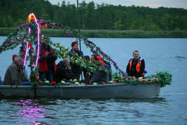 Zimne wianki w Osiecznej (zdjęcia)