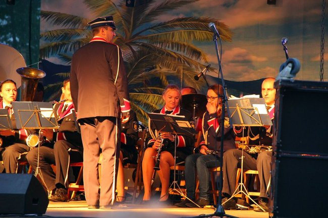 Zimne wianki w Osiecznej (zdjęcia)