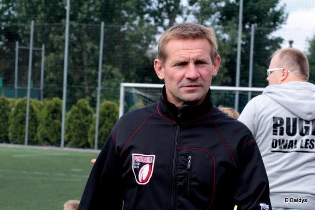 Dziecięce rugby na Orliku (zdjęcia)