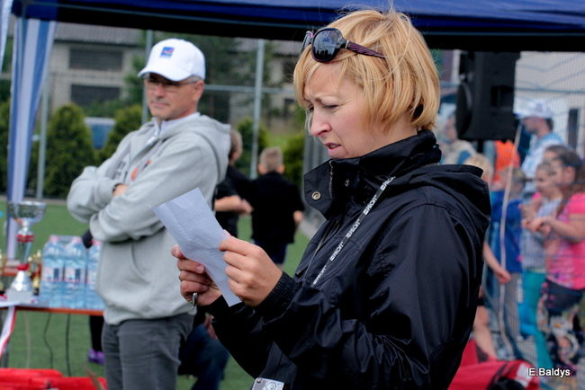 Dziecięce rugby na Orliku (zdjęcia)