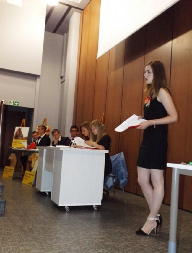 Ekonomik zwyciężył w debatach (zdjęcia)