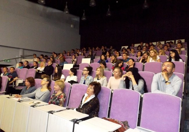 Ekonomik zwyciężył w debatach (zdjęcia)