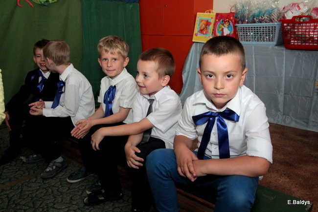 Polonezem pożegnali przedszkole (zdjęcia)