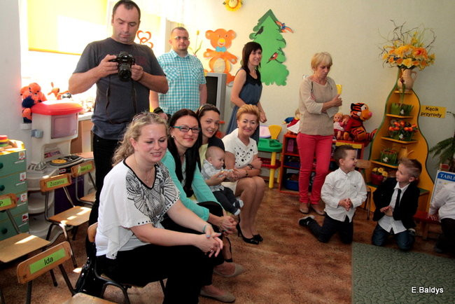 Polonezem pożegnali przedszkole (zdjęcia)