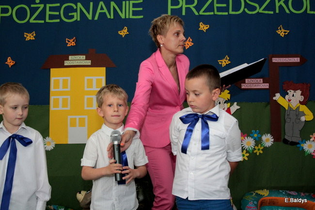 Polonezem pożegnali przedszkole (zdjęcia)