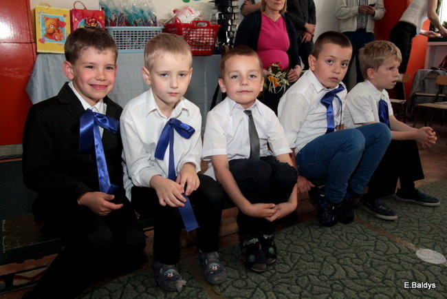 Polonezem pożegnali przedszkole (zdjęcia)