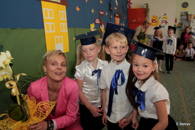 Polonezem pożegnali przedszkole (zdjęcia)