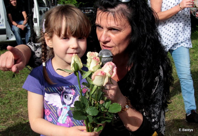 Polonezem pożegnali przedszkole (zdjęcia)