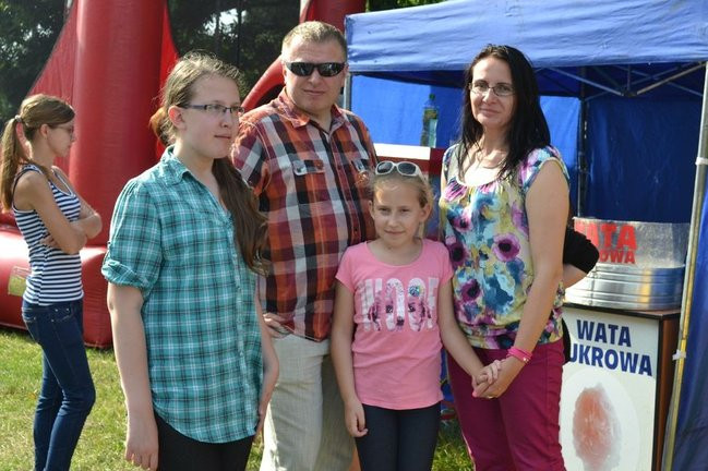 Festyn w Oporowie (zdjęcia)