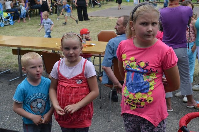 Festyn w Oporowie (zdjęcia)