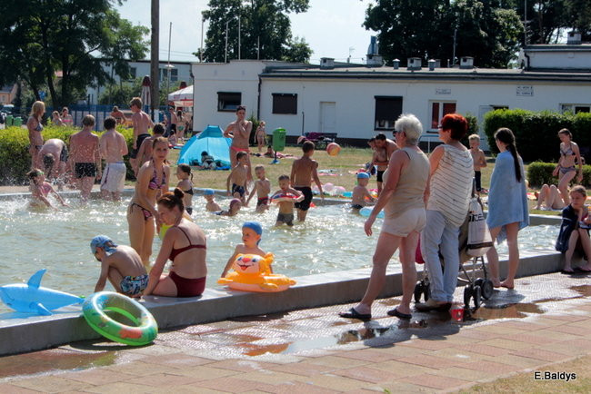 Basen odkryty i otwarty dla wszystkich(zdjęcia)
