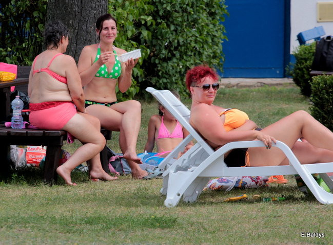 Basen odkryty i otwarty dla wszystkich(zdjęcia)