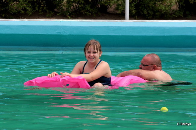 Basen odkryty i otwarty dla wszystkich(zdjęcia)