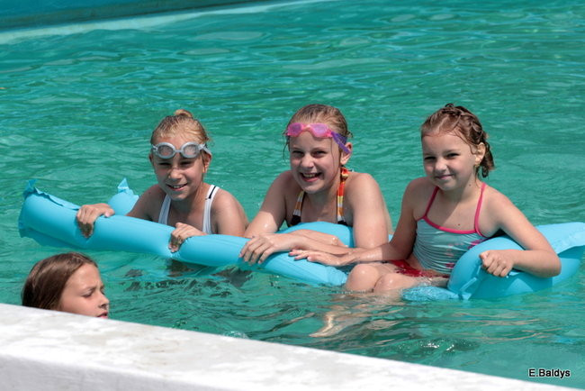 Basen odkryty i otwarty dla wszystkich(zdjęcia)