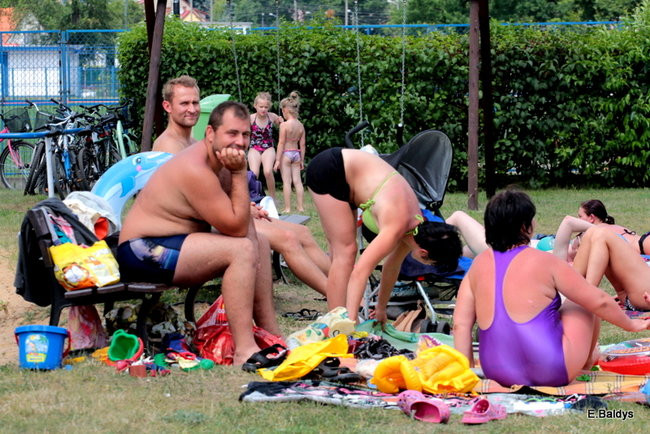 Basen odkryty i otwarty dla wszystkich(zdjęcia)