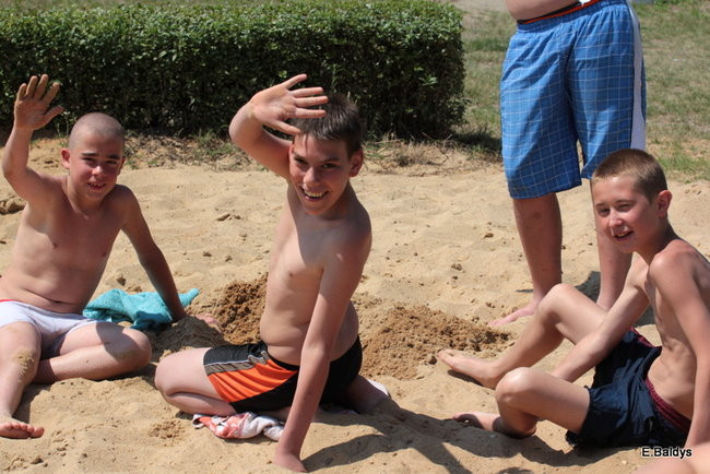 Basen odkryty i otwarty dla wszystkich(zdjęcia)