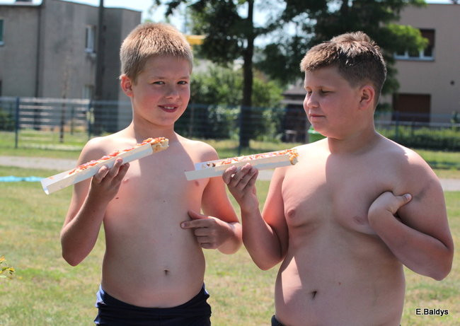 Basen odkryty i otwarty dla wszystkich(zdjęcia)