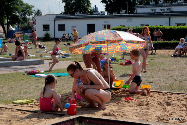 Basen odkryty i otwarty dla wszystkich(zdjęcia)