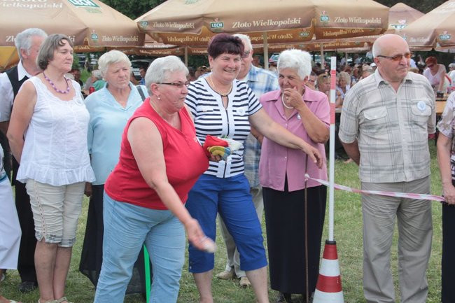 Festyn Seniorów na lotnisku (zdjęcia)