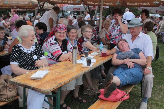 Festyn Seniorów na lotnisku (zdjęcia)