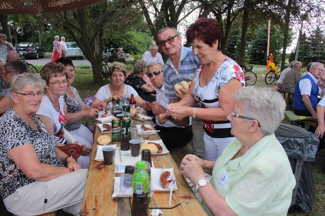 Festyn Seniorów na lotnisku (zdjęcia)