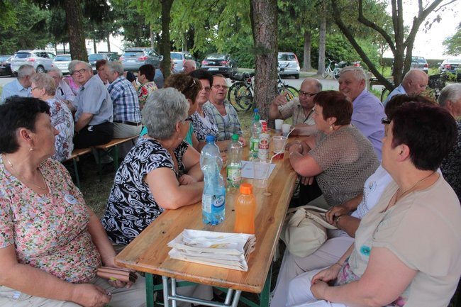 Festyn Seniorów na lotnisku (zdjęcia)