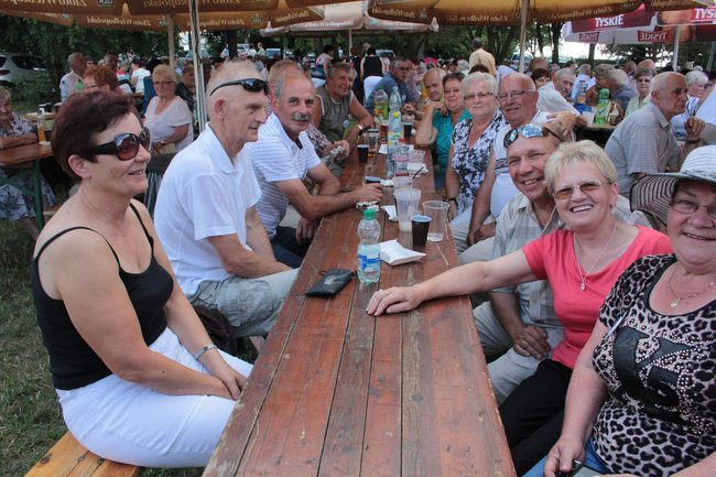 Festyn Seniorów na lotnisku (zdjęcia)