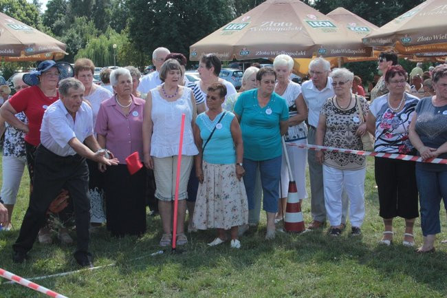 Festyn Seniorów na lotnisku (zdjęcia)