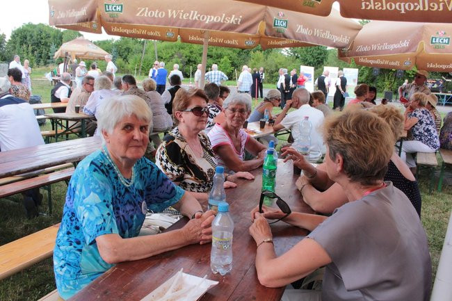 Festyn Seniorów na lotnisku (zdjęcia)