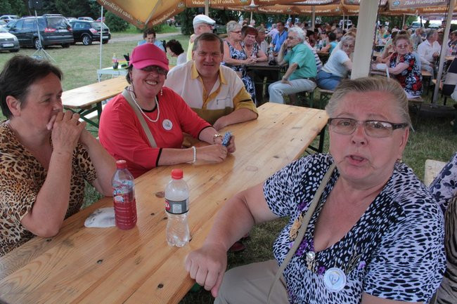 Festyn Seniorów na lotnisku (zdjęcia)