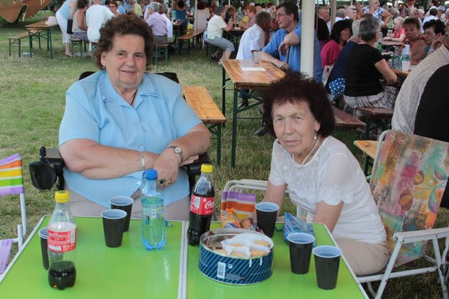 Festyn Seniorów na lotnisku (zdjęcia)