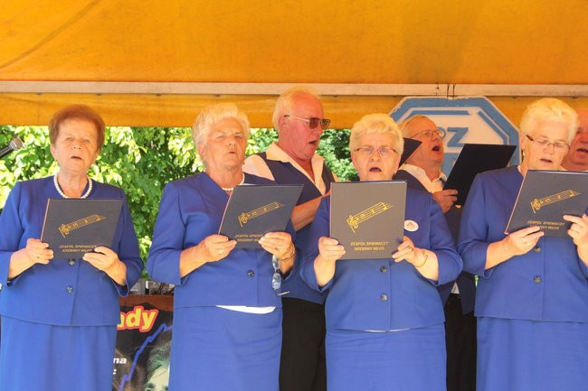 Festyn Seniorów na lotnisku (zdjęcia)