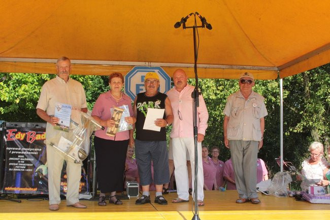 Festyn Seniorów na lotnisku (zdjęcia)