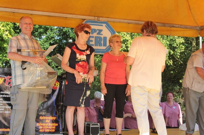 Festyn Seniorów na lotnisku (zdjęcia)