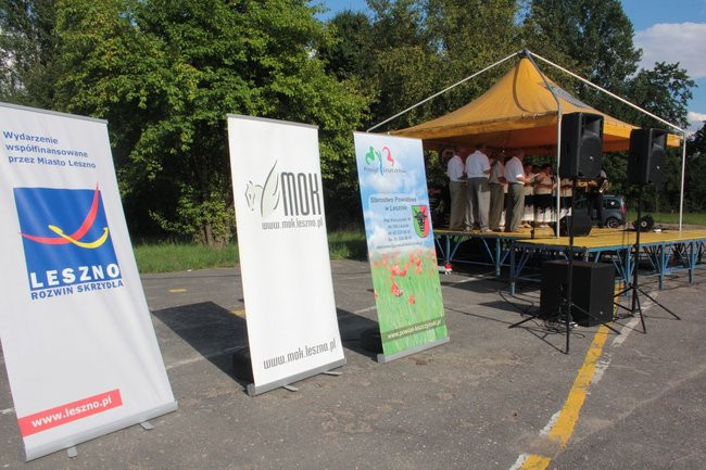 Festyn Seniorów na lotnisku (zdjęcia)