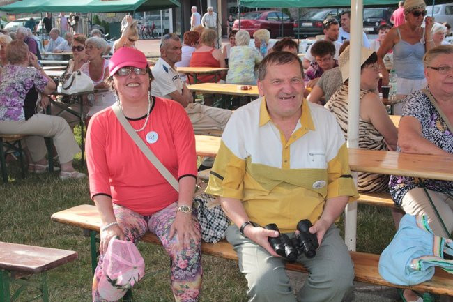 Festyn Seniorów na lotnisku (zdjęcia)