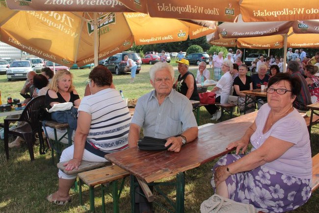 Festyn Seniorów na lotnisku (zdjęcia)