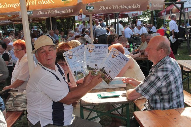 Festyn Seniorów na lotnisku (zdjęcia)