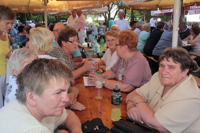 Festyn Seniorów na lotnisku (zdjęcia)