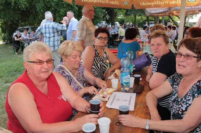 Festyn Seniorów na lotnisku (zdjęcia)
